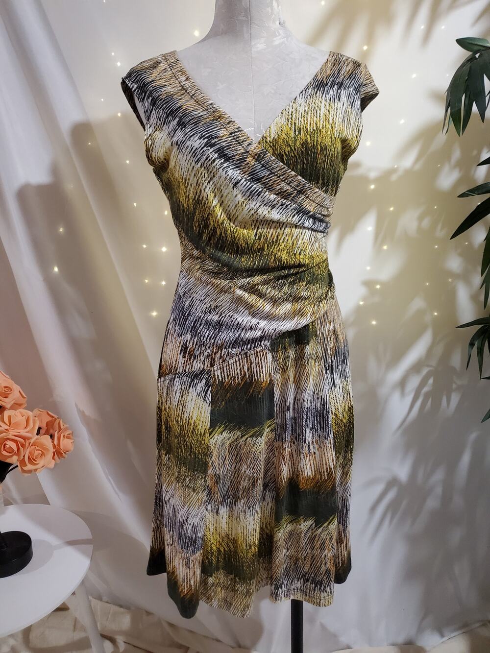 Nic+Zoe Surplice V-Neck Draped Faux Wrap Jersey Dress Size S Neutral Linen Blend
